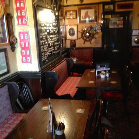 딜 The Kings Head B&B 외부 사진