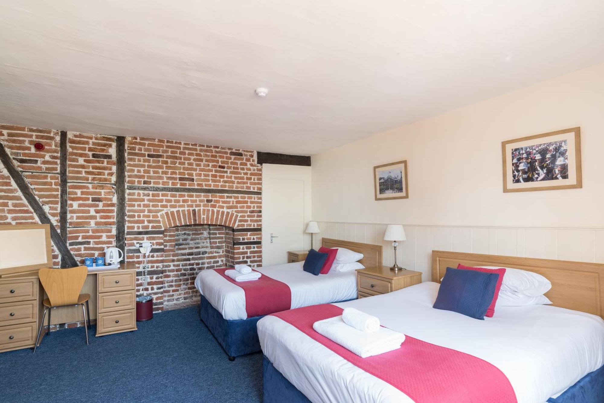 딜 The Kings Head B&B 외부 사진