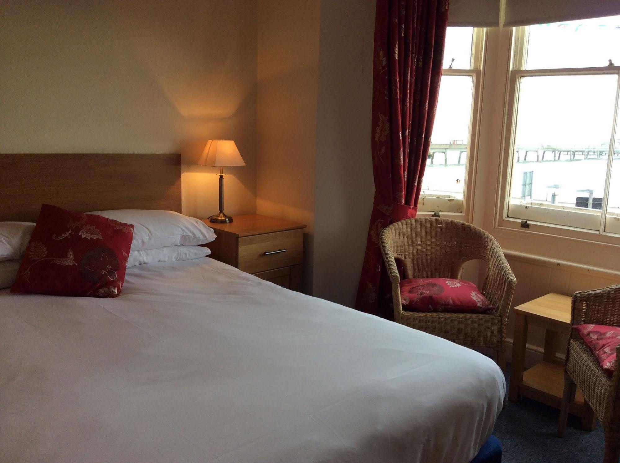 딜 The Kings Head B&B 외부 사진