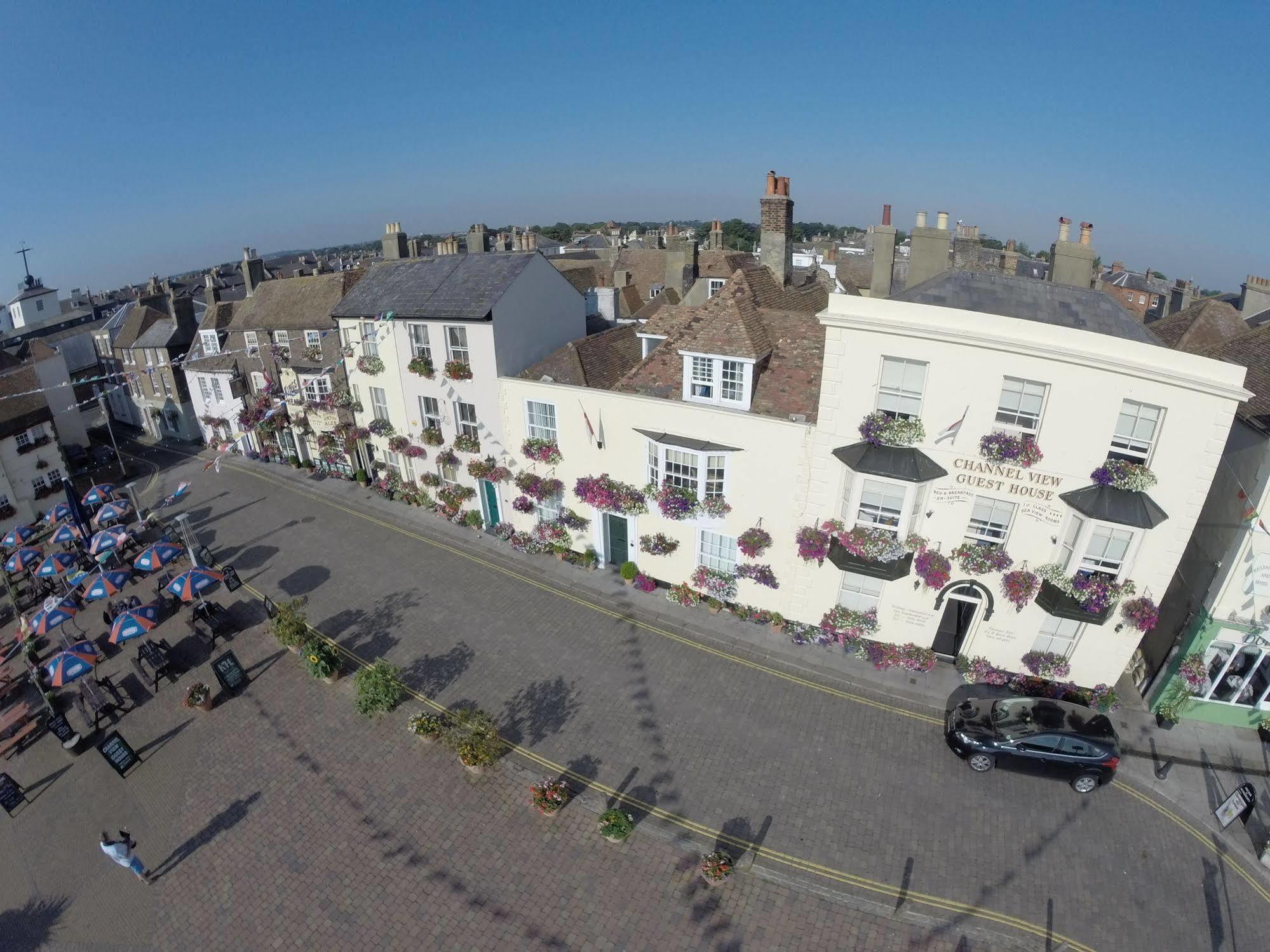 딜 The Kings Head B&B 외부 사진